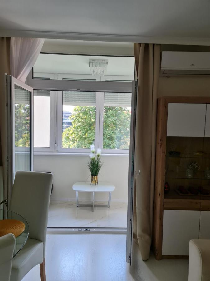 Kolibri Apartman Apartment Szeged Bagian luar foto